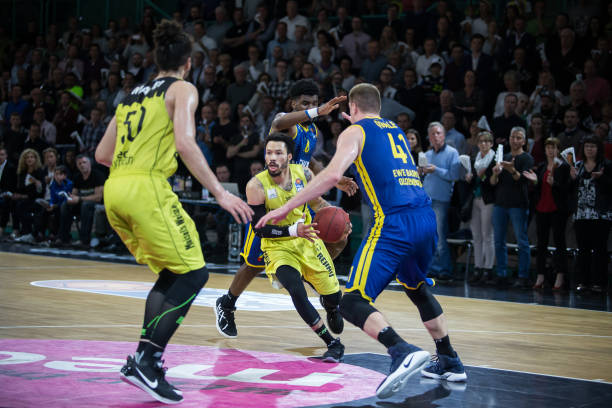 进行改进 进行改进