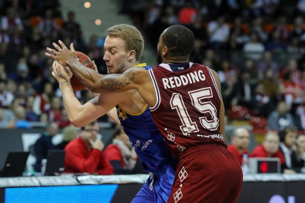 彰显的精神 彰显的精神